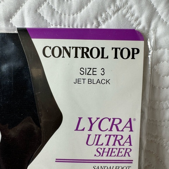 On the Go Ultra Sheer w/ Lycra Control Top Size 3 Pantyhose Nylon Stockings - Picture 3 of 3